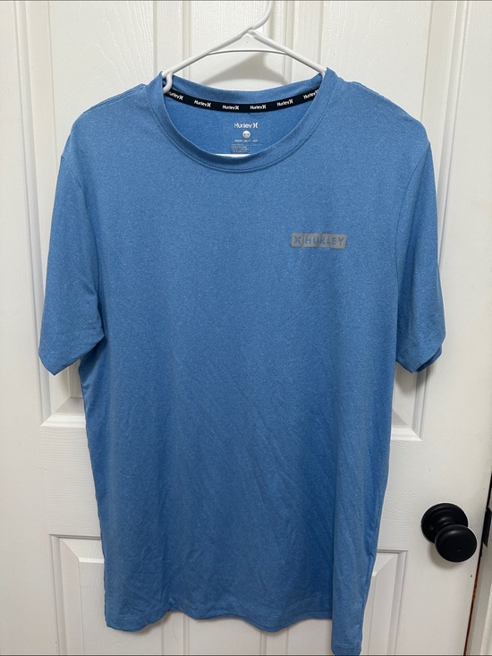 Hurley Other - 0239Hurley active  Short Sleeve Crew Tee in Light Blue size medium‎